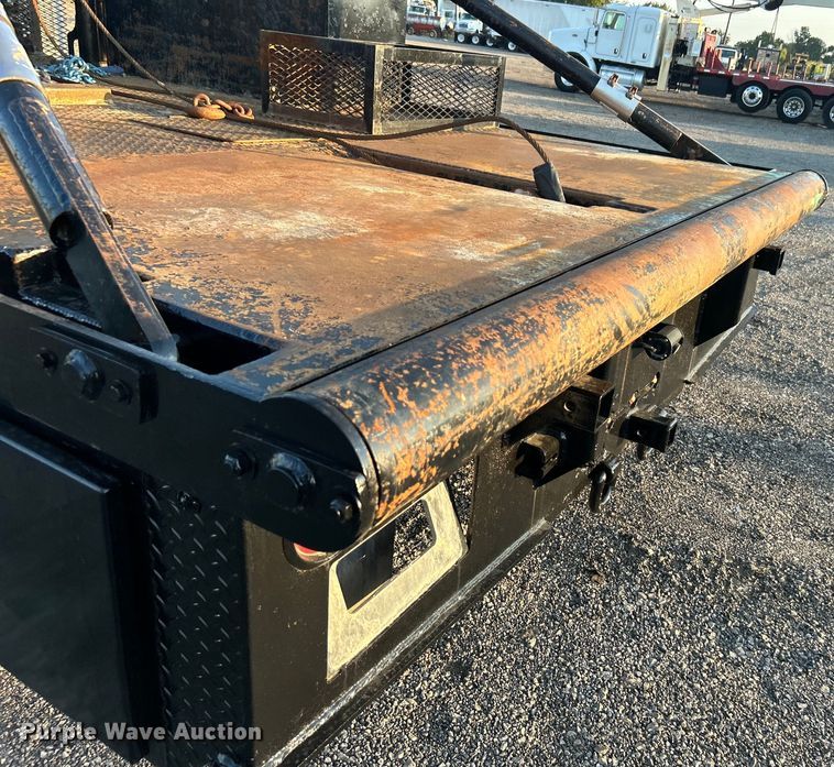 image for item EG0928 2019 Ford F550 Super Duty Crew Cab winch truck