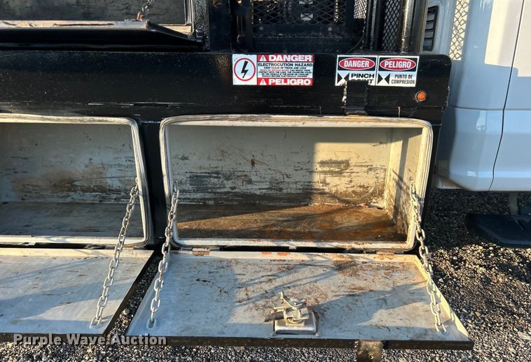 image for item EG0928 2019 Ford F550 Super Duty Crew Cab winch truck