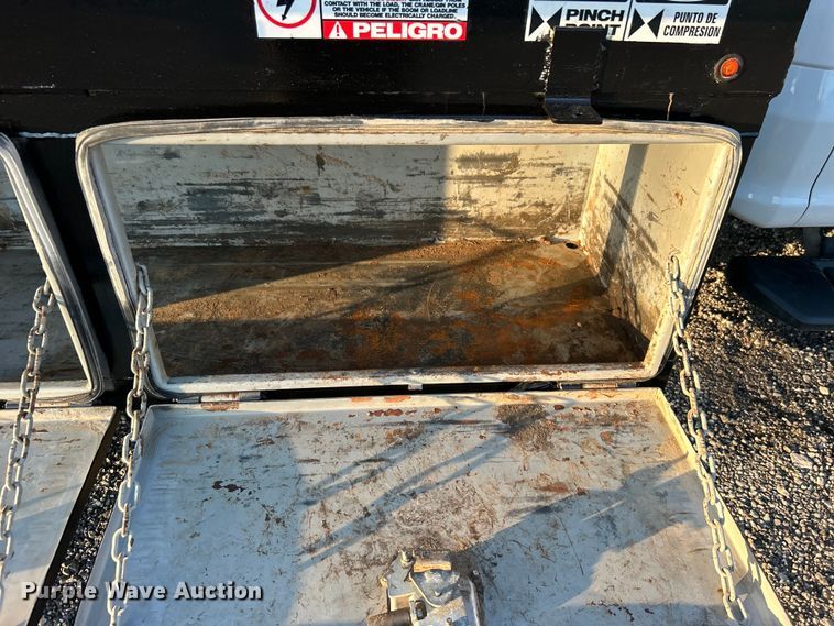 image for item EG0928 2019 Ford F550 Super Duty Crew Cab winch truck