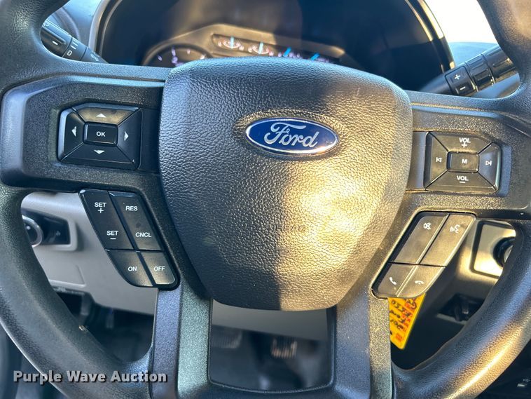 image for item EG0928 2019 Ford F550 Super Duty Crew Cab winch truck