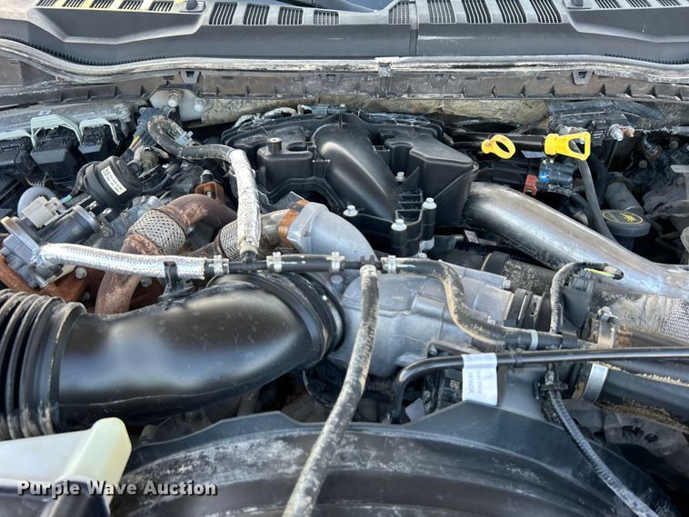 image for item EG0928 2019 Ford F550 Super Duty Crew Cab winch truck