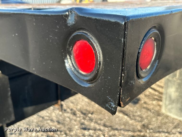 image for item EG0929 2013 Kenworth  T370 flatbed truck