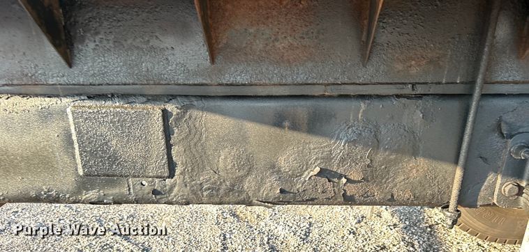 image for item EG0929 2013 Kenworth  T370 flatbed truck