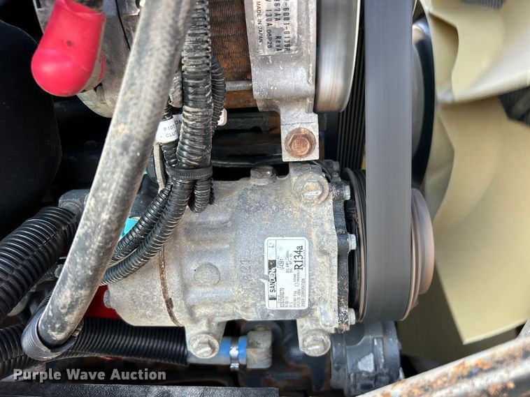 image for item EG0929 2013 Kenworth  T370 flatbed truck