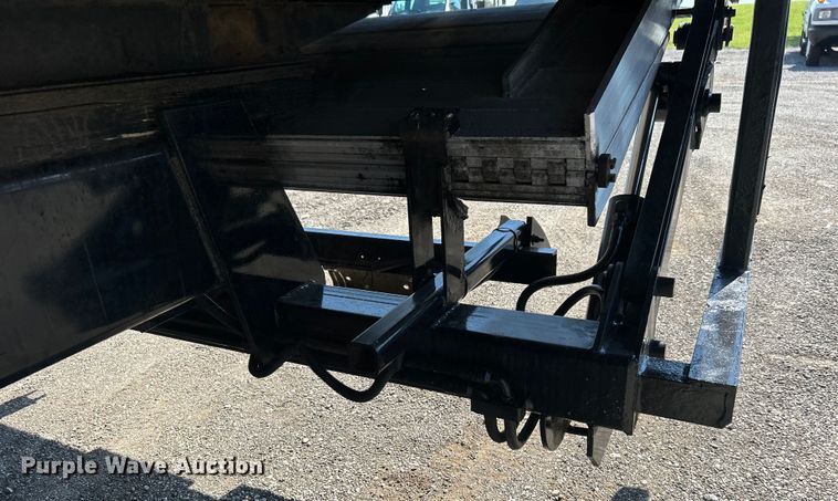 image for item EG0937 2002 Freightliner  FL70 box truck