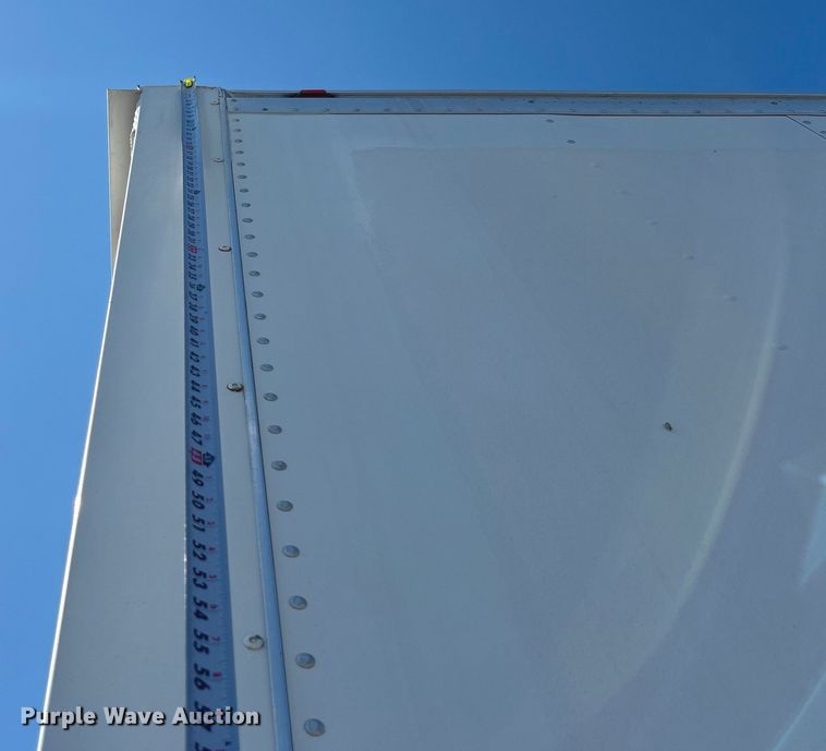 image for item EG0937 2002 Freightliner  FL70 box truck