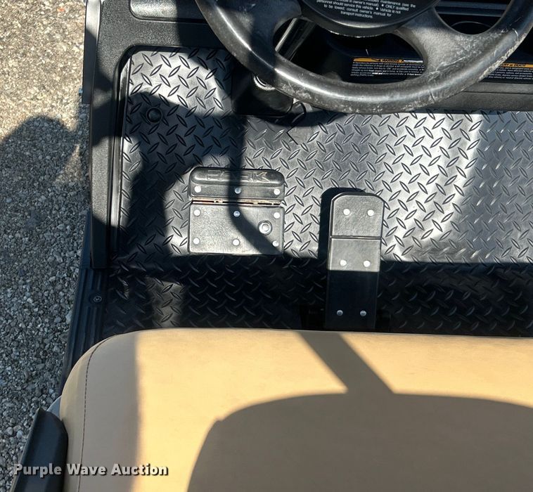 image for item EG0946 2014 EZ-Go TXT golf cart