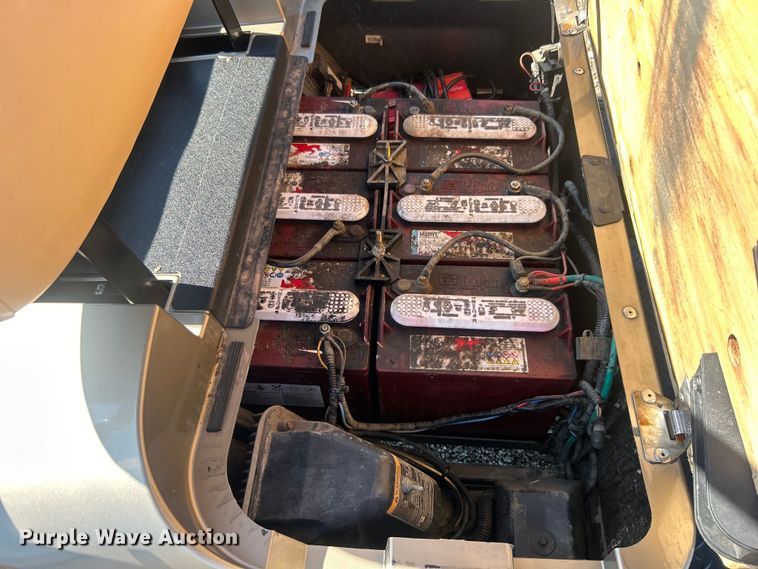 image for item EG0946 2014 EZ-Go TXT golf cart