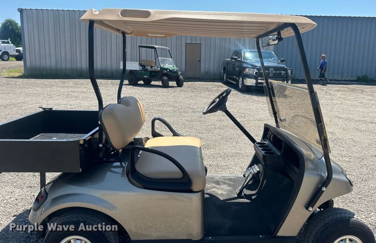 image for item EG0950 2014 EZ-Go TXT golf cart