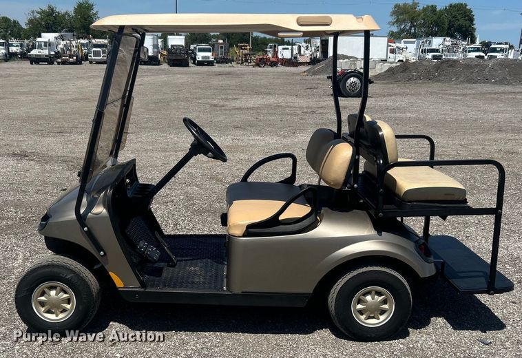 image for item EG0951 2014 EZ-Go TXT golf cart