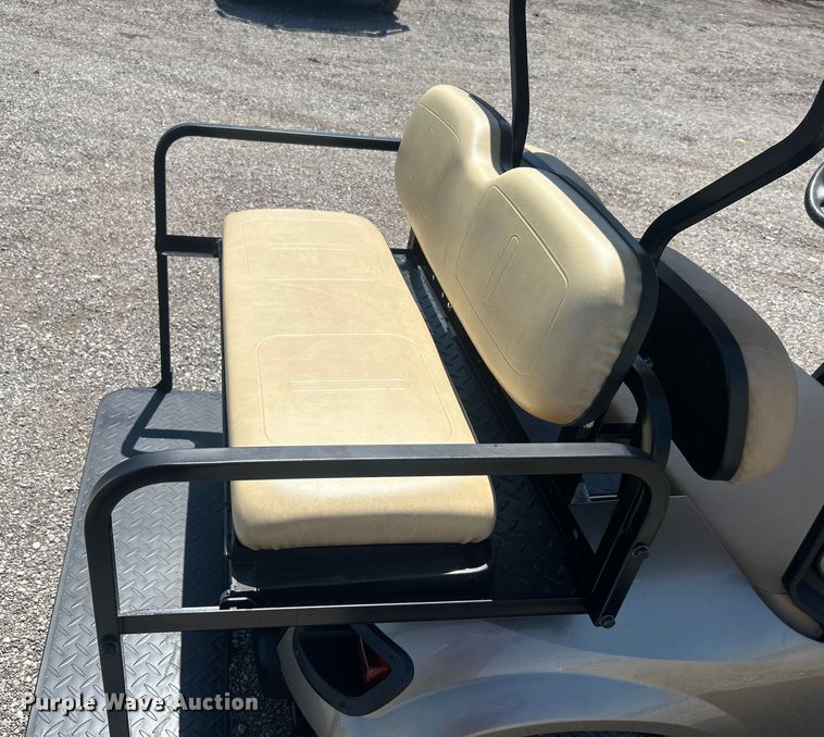 image for item EG0951 2014 EZ-Go TXT golf cart