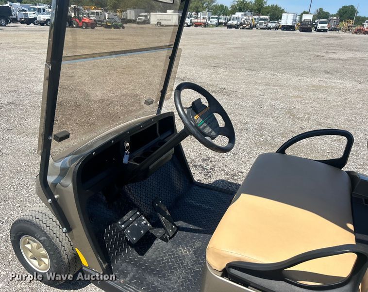 image for item EG0951 2014 EZ-Go TXT golf cart