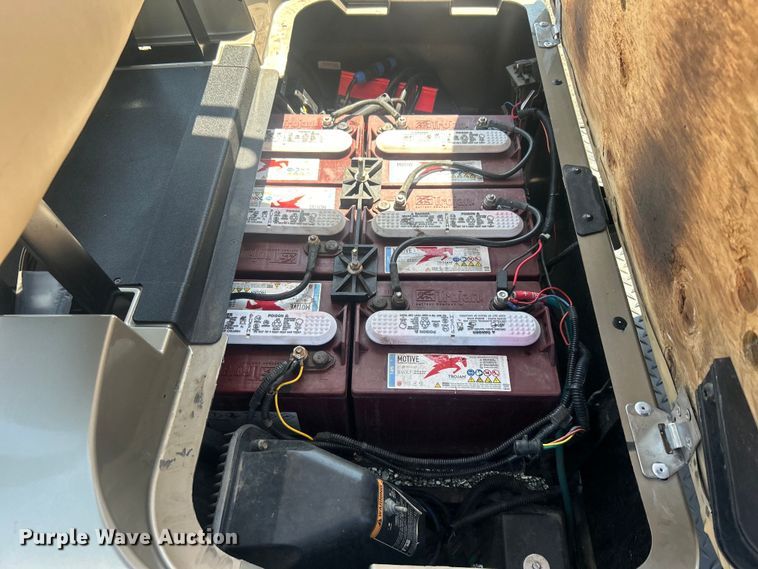 image for item EG0951 2014 EZ-Go TXT golf cart