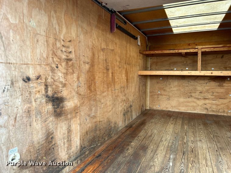 image for item EG0962 2013 Chevrolet  Express 3500 box truck