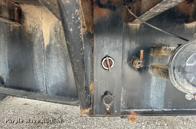 image for item EG0965 1990 Transtech Ltd Deck K17 drop deck trailer