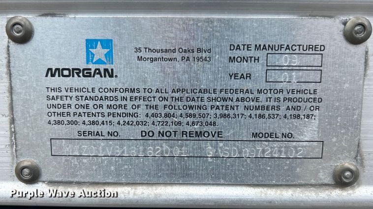 image for item EG0975 2002 Freightliner  FL70 box truck