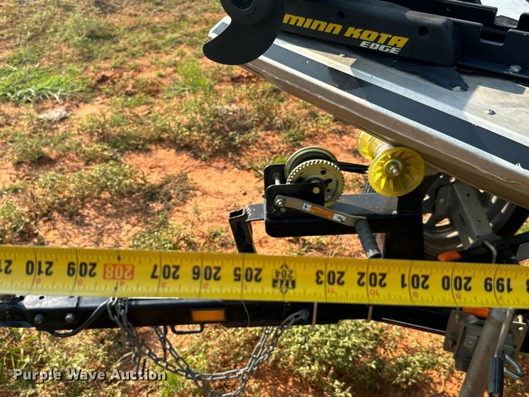 image for item EH4003 2003 Bass Tracker Pro Crappie 175 boat