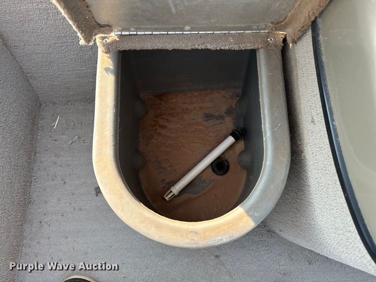 image for item EH4003 2003 Bass Tracker Pro Crappie 175 boat