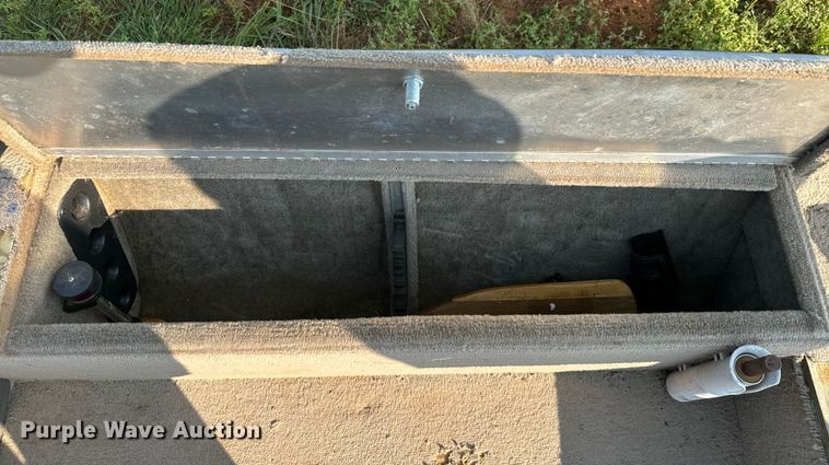 image for item EH4003 2003 Bass Tracker Pro Crappie 175 boat