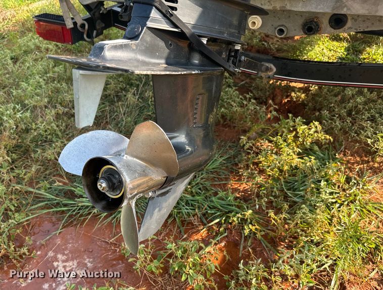 image for item EH4003 2003 Bass Tracker Pro Crappie 175 boat