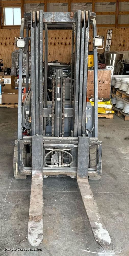 image for item EH4422 2006 Toyota 7FBEU20 forklift