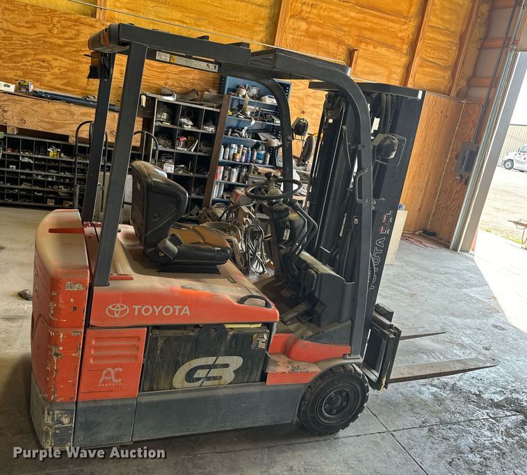 image for item EH4422 2006 Toyota 7FBEU20 forklift