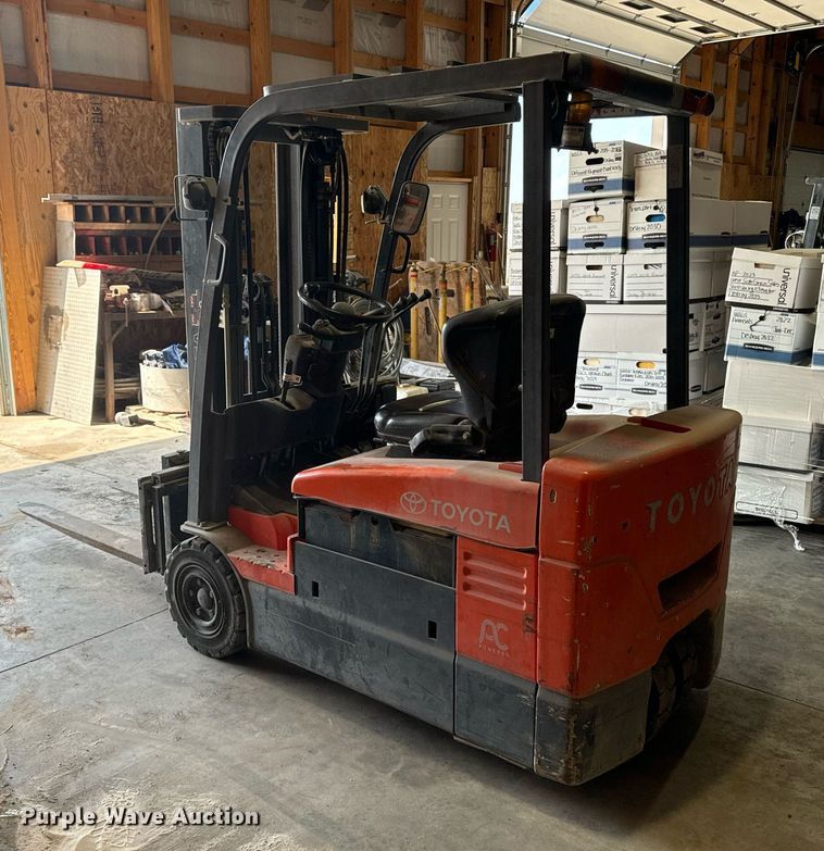 image for item EH4422 2006 Toyota 7FBEU20 forklift