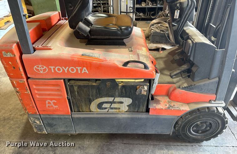 image for item EH4422 2006 Toyota 7FBEU20 forklift