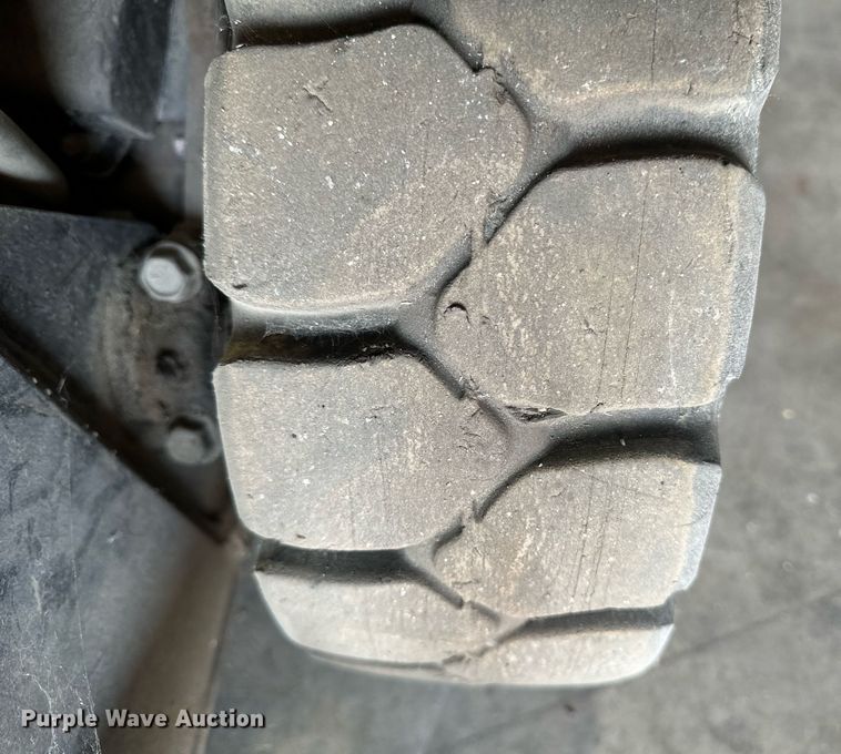 image for item EH4422 2006 Toyota 7FBEU20 forklift