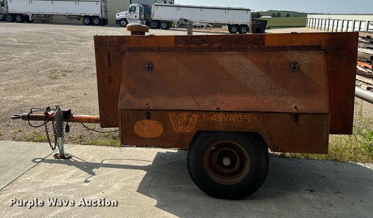 image for item EH4423 Sullivan Machinery Company D1850 air compressor