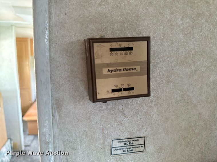 image for item EH4426 2001 Starcraft Starlite 25BHS camper