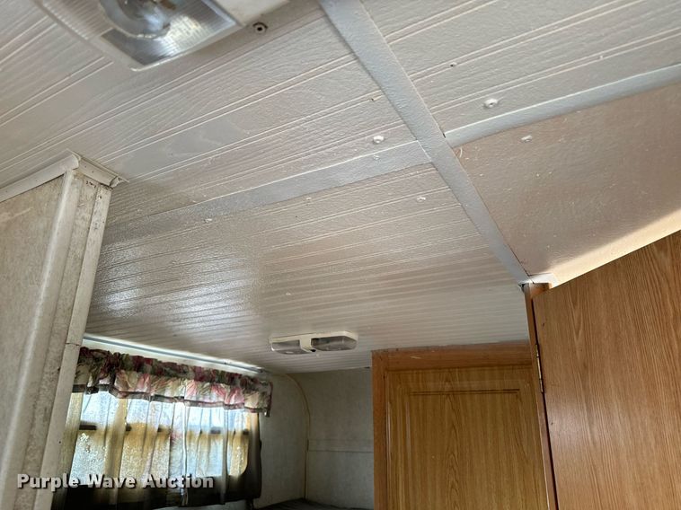 image for item EH4426 2001 Starcraft Starlite 25BHS camper