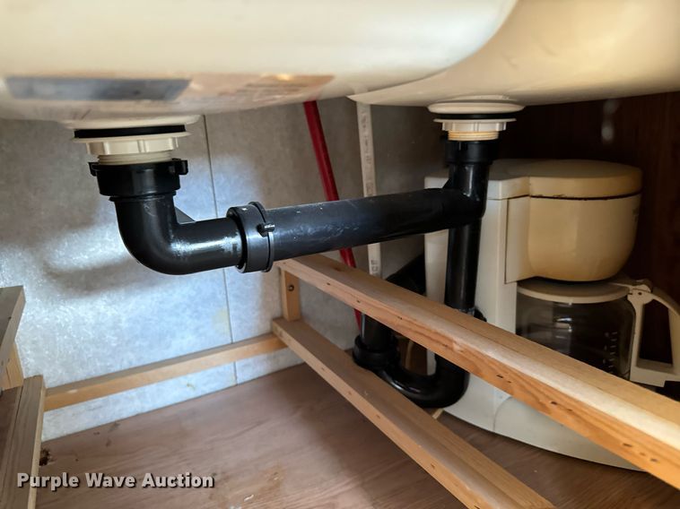 image for item EH4426 2001 Starcraft Starlite 25BHS camper