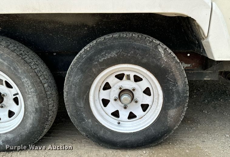 image for item EH4426 2001 Starcraft Starlite 25BHS camper