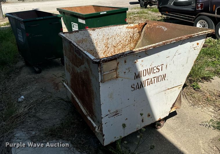 image for item EH4431 (3) dumpsters