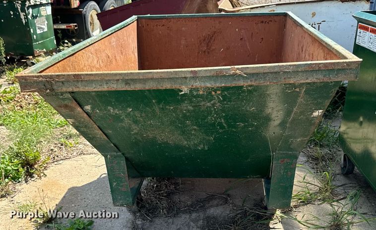 image for item EH4431 (3) dumpsters