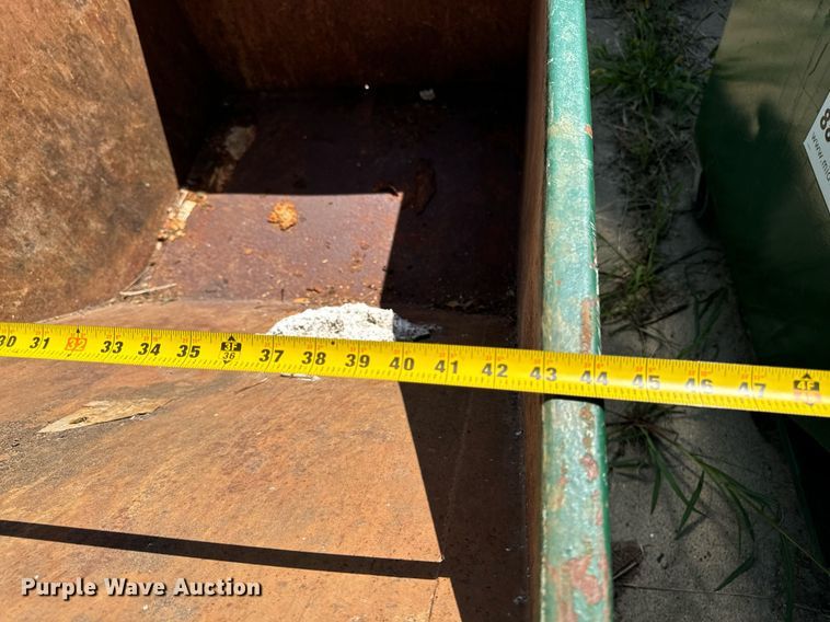 image for item EH4431 (3) dumpsters