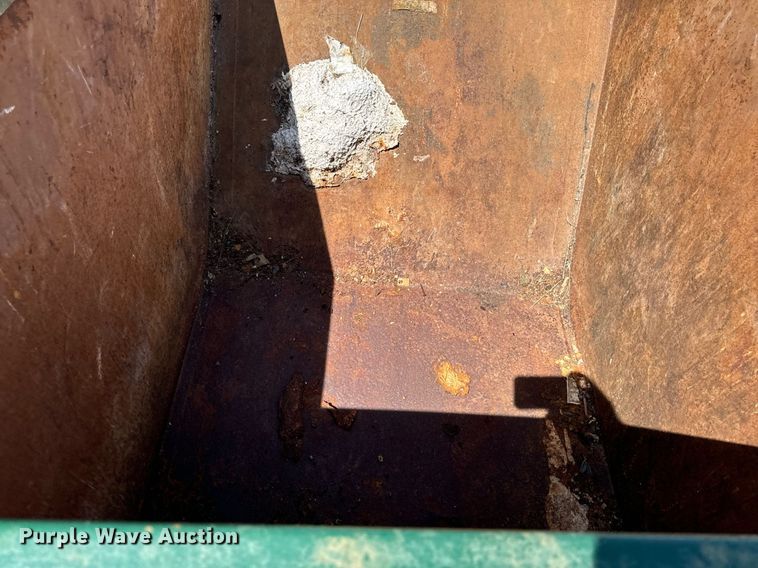 image for item EH4431 (3) dumpsters