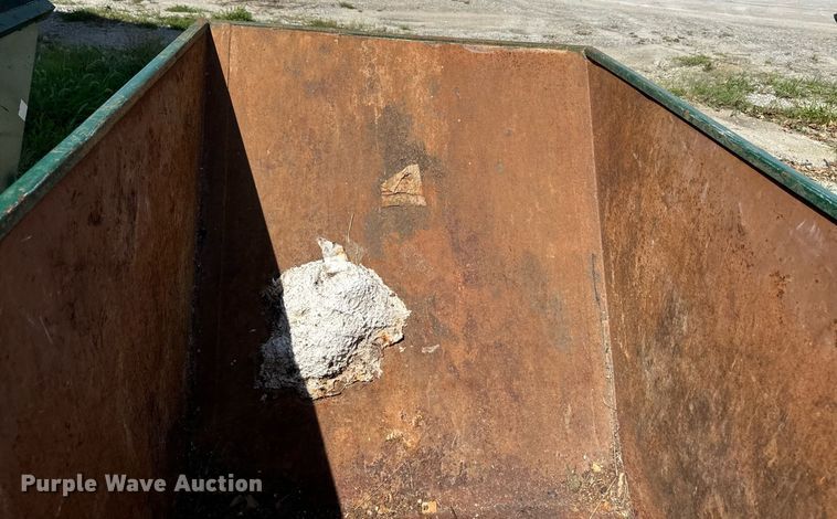 image for item EH4431 (3) dumpsters
