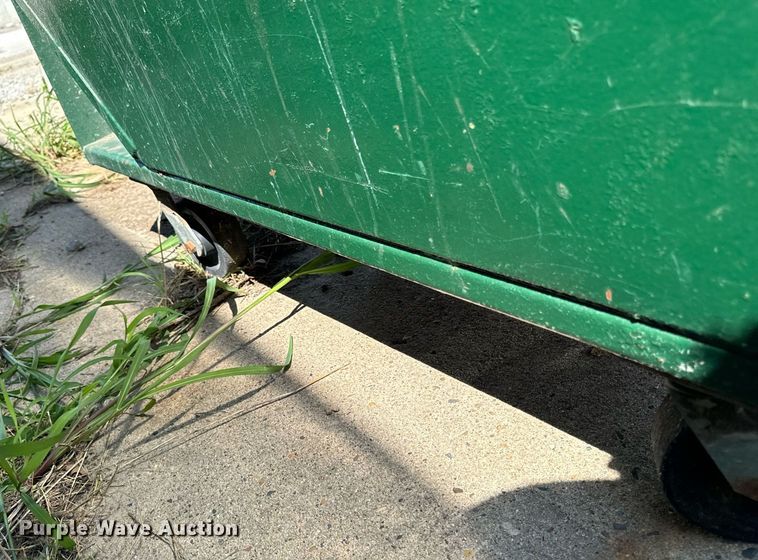 image for item EH4431 (3) dumpsters