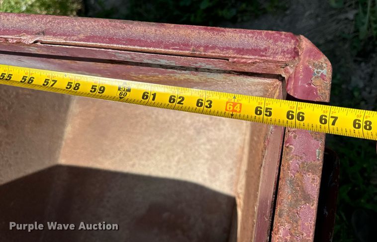 image for item EH4432 (4) dumpsters 