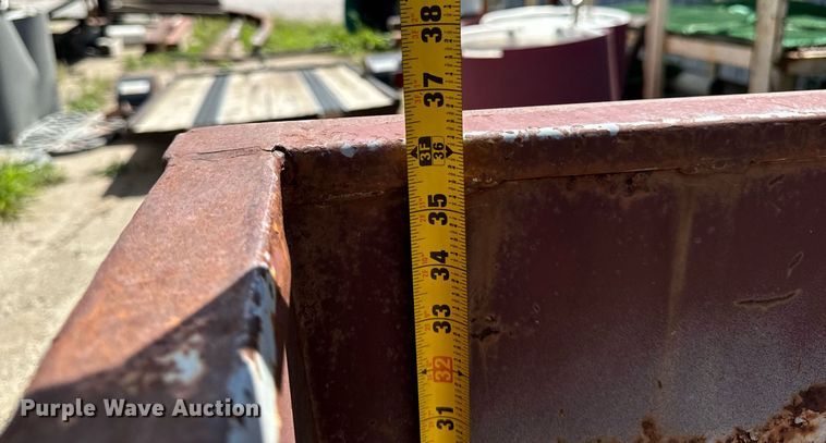 image for item EH4432 (4) dumpsters 