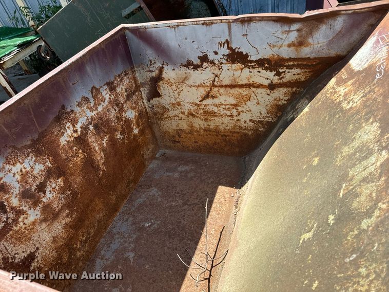 image for item EH4432 (4) dumpsters 