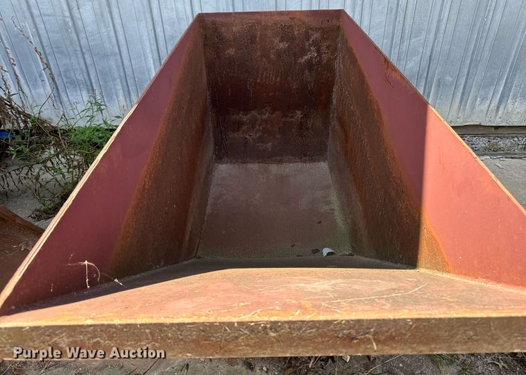 image for item EH4432 (4) dumpsters 