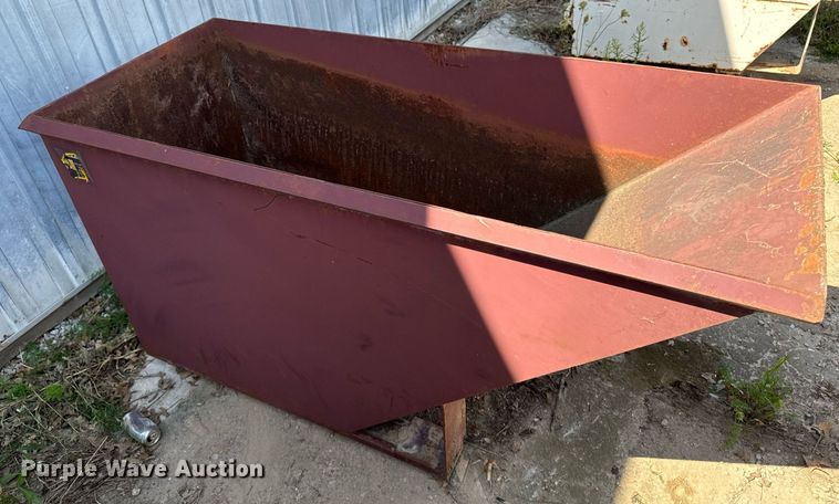 image for item EH4432 (4) dumpsters 