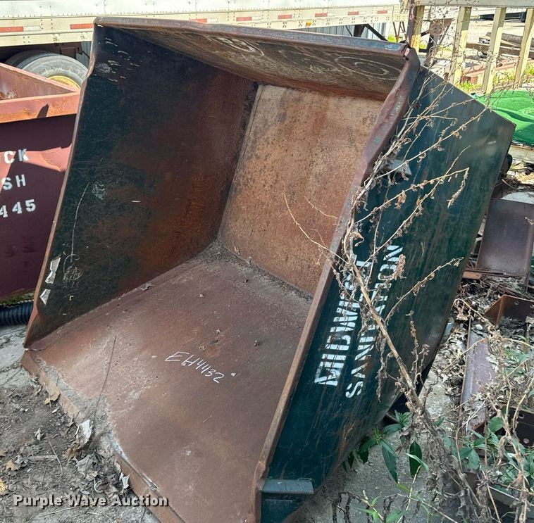 image for item EH4432 (4) dumpsters 