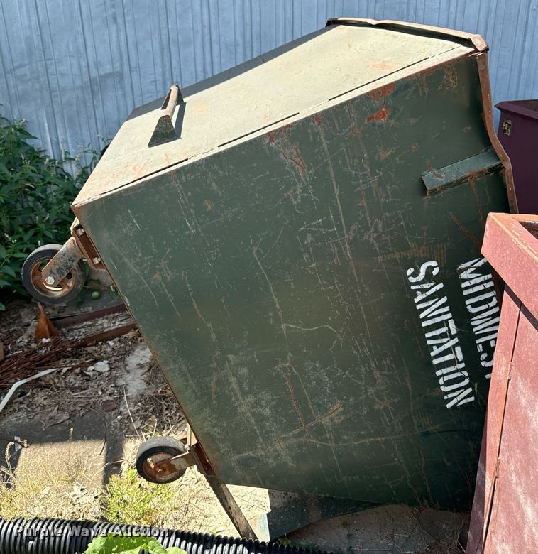 image for item EH4432 (4) dumpsters 