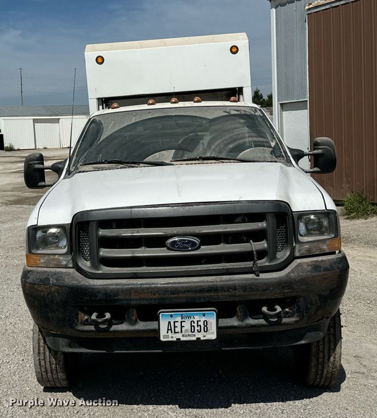 image for item EH4434 2002 Ford F450 Super Duty refuse truck