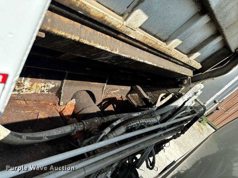 image for item EH4434 2002 Ford F450 Super Duty refuse truck