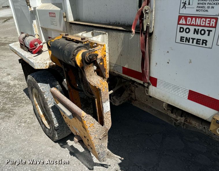 image for item EH4434 2002 Ford F450 Super Duty refuse truck